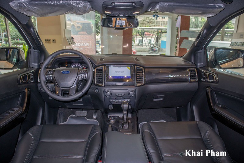 Ảnh Khoang lái xe Ford Everest 2021