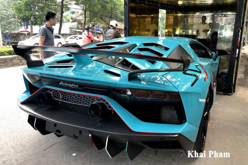 Lamborghini Aventador SVJ đầu tiên về Việt Nam tái xuất, gầm rú đường phố với 2 chi tiết mới  a10