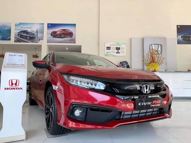 Honda Civic: 329 xe 1