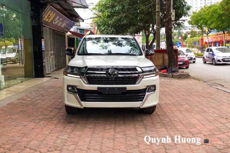 Toyota Land Cruiser VXS Executive Lounge 2021 gần 7 tỷ đồng vừa về Việt Nam có gì mà hot vậy a11