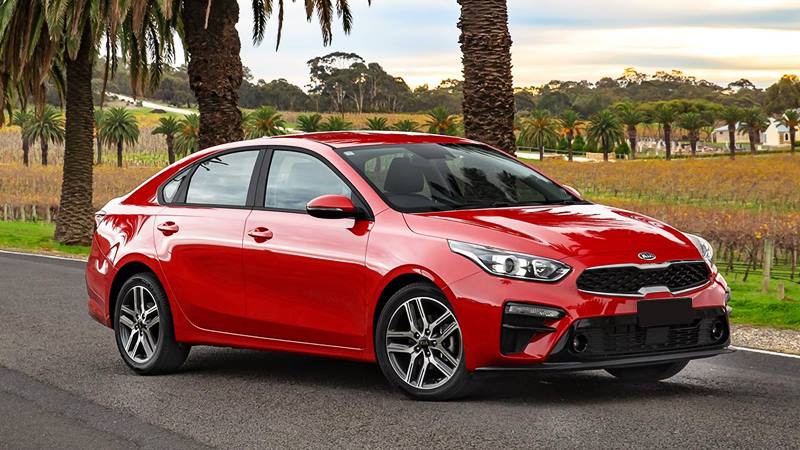 Kia Cerato khuyến mãi 26 triệu đồng trong tháng 1