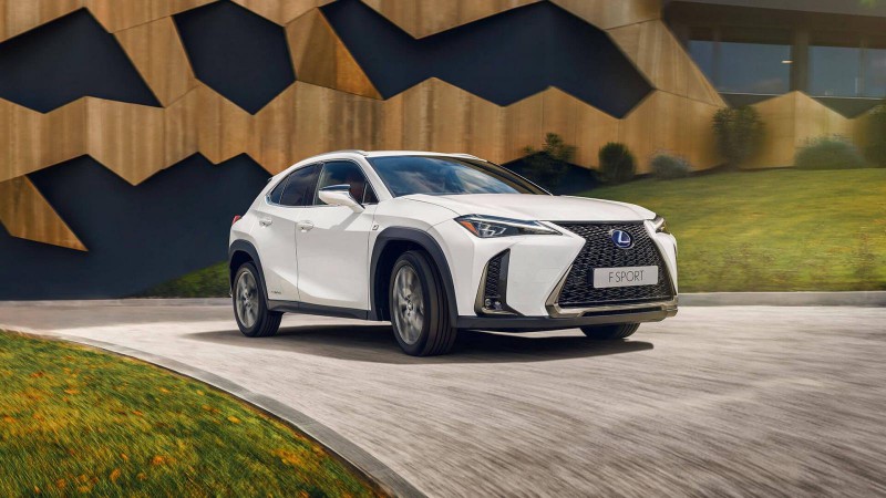 Mẫu crossover Lexus UX 2020 nhận được sự yêu thích của nhiều khách hàng