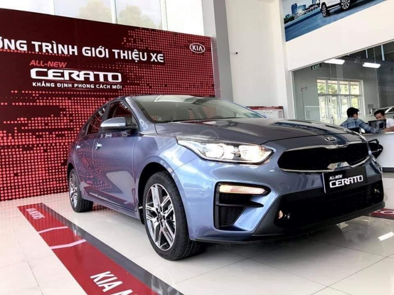 Kia Cerato duy trì phong độ ở vị trí thứ 2