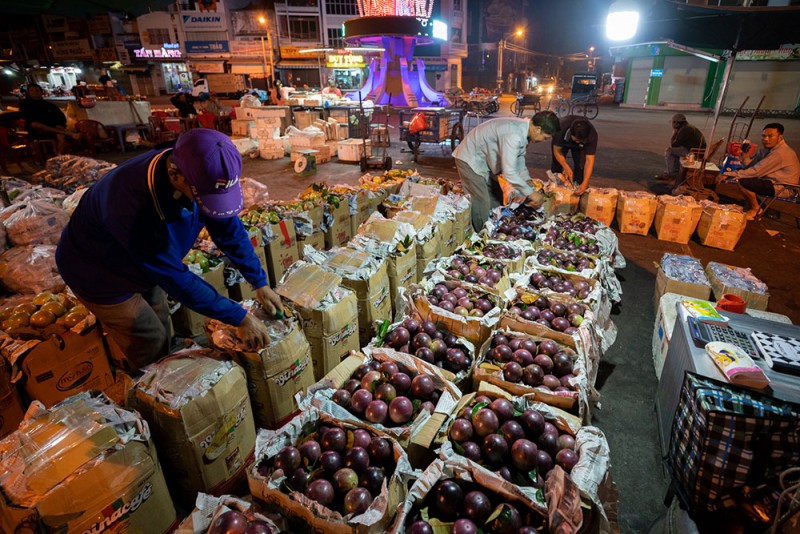 Chợ Trà Vinh về đêm