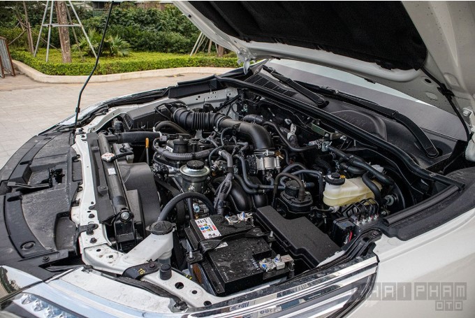 Toyota Fortuner 2020 bản cao cấp sử dụng máy dầu 2.8L