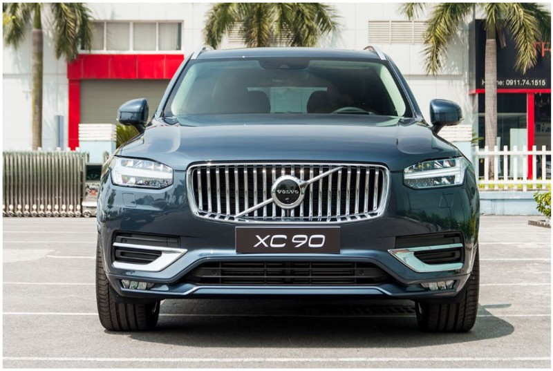  Bộ lưới tản nhiệt trên Volvo XC90 2020 là thứ được làm mới rõ ràng nhất 