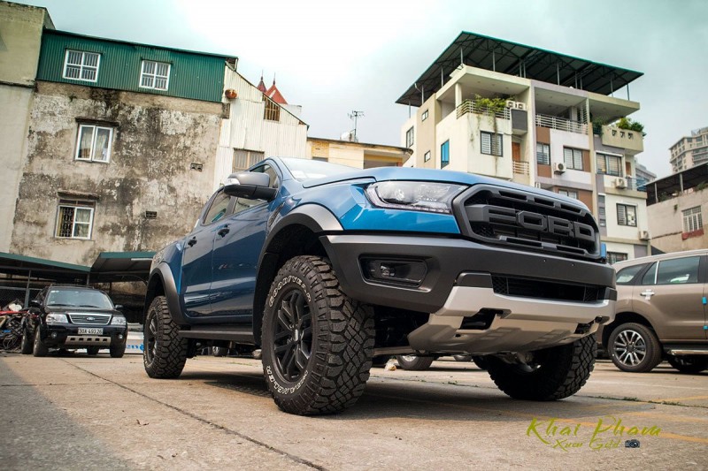 Ford Ranger Raptor 2020 đã về đại lý, thêm trang bị, giá không đổi