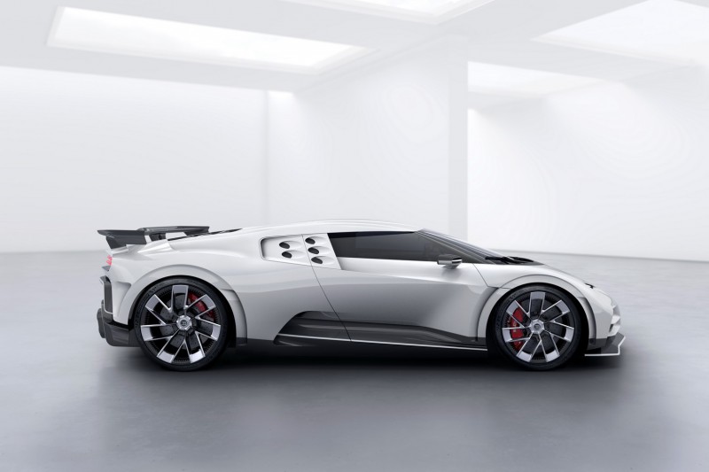 Siêu xe Bugatti Centodieci.