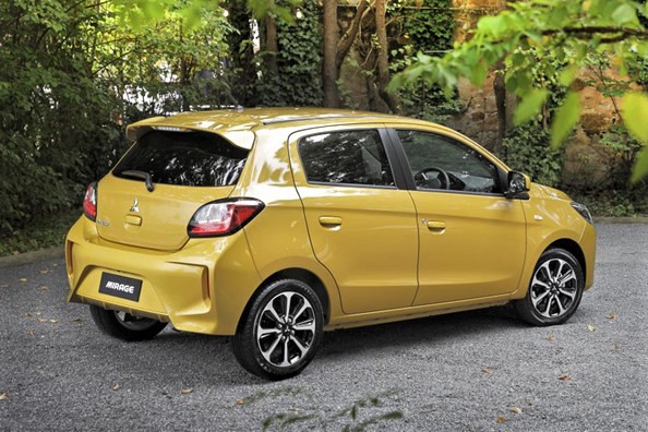 Thiết kế đuôi xe Mitsubishi Mirage 2020.