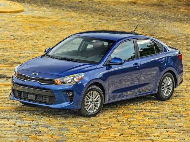 Kia Rio 2020 ấn tượng về giá.