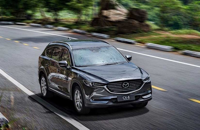 Giá tính trước bạ mới của Mazda CX-8 giảm cả trăm triệu đồng. (Ảnh: Ngô Minh)