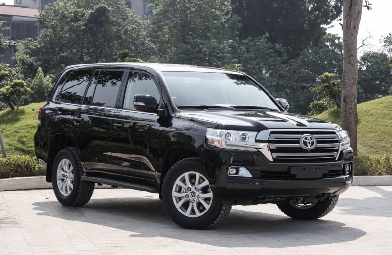 Toyota Land Cruiser 2020 cógiá tính trước bạ mới là 4,683 tỷ đồng. (Ảnh: Internet)