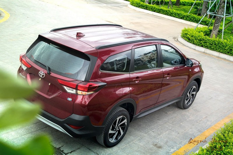 Toyota Rush nhận ưu đãi khoảng 20 triệu đồng.