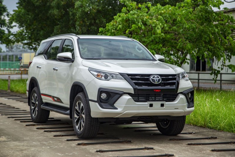  Toyota Fortuner