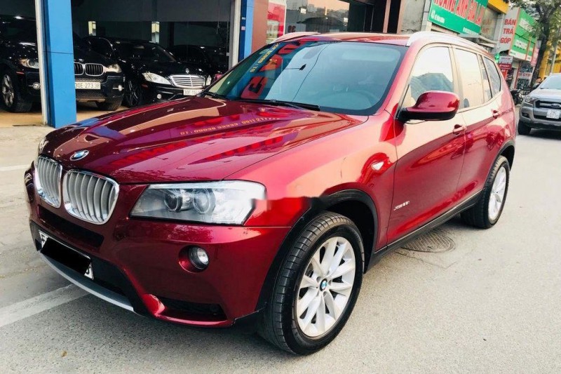 Thiết kế đầu và đuôi xe BMW X3 3.0L Xdrive28i đời 2012.