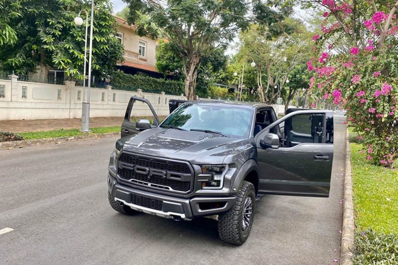 Ford F-150 Raptor cửa Rolls-Royce