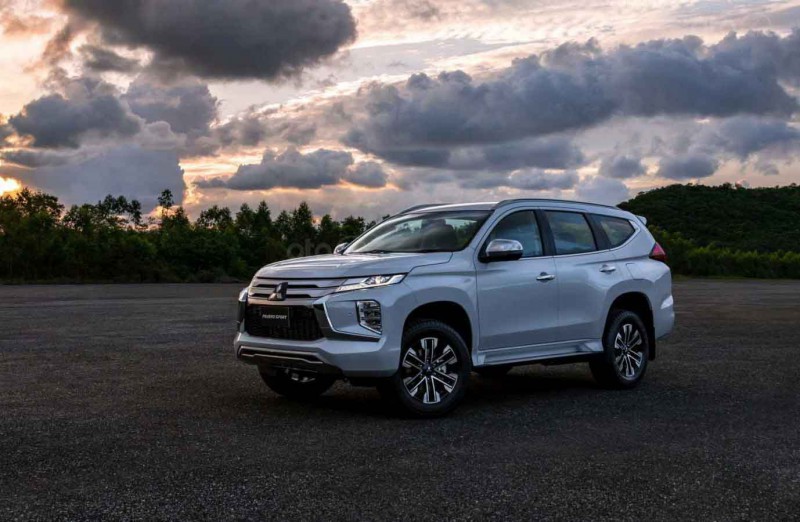 Mitsubishi Pajero Sport 2020 nâng cấp mới tại thị trường Thái Lan.