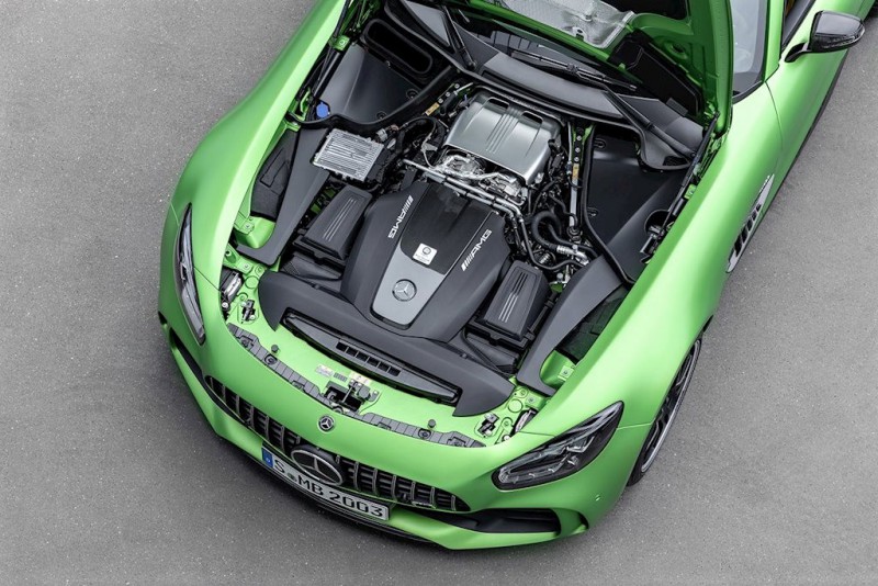 Động cơ Mercedes-AMG GT R tại Việt Nam.