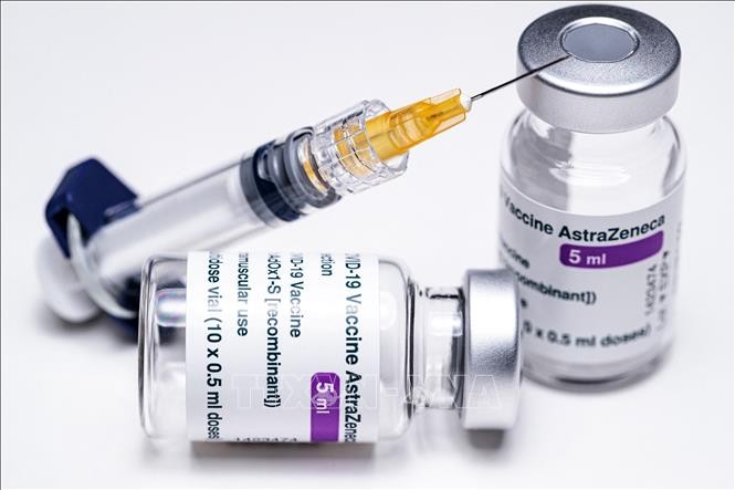 vaccine-astrazeneca-1629347156.jpg
