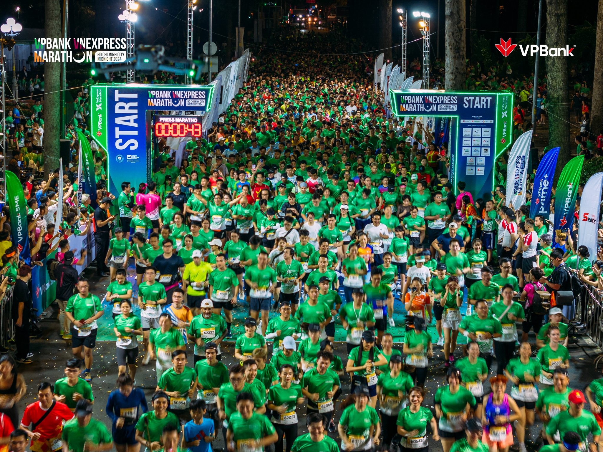 vpbank-vnexpress-marathon-ho-chi-minh-city-midnight-2024-1724206911.jpg