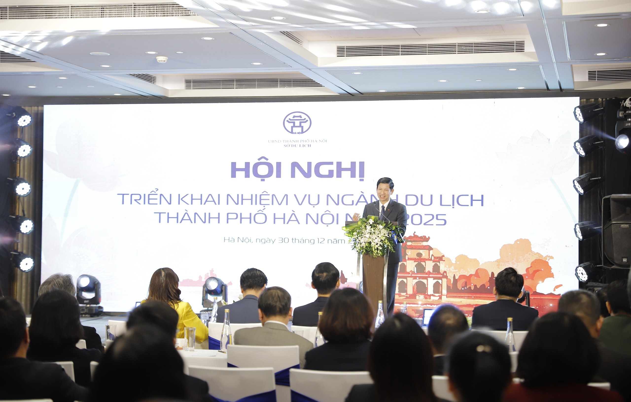 hoi-nghi-trien-khai-nhiem-vu-nganh-du-lich-nam-2025-pld-1735568172.jpg