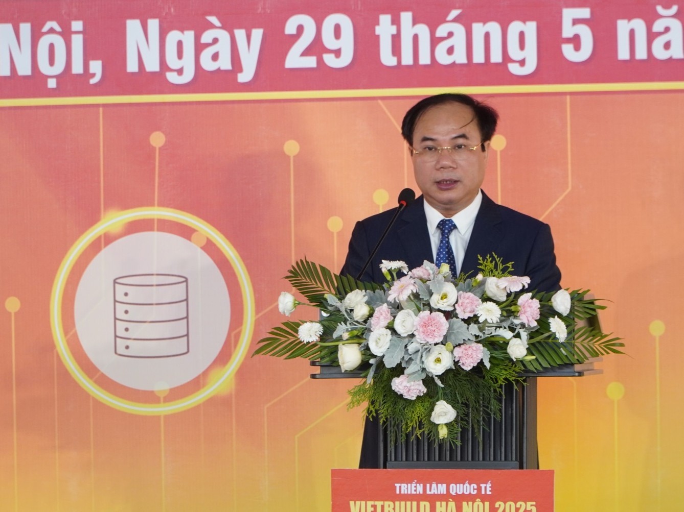 thu-truong-bo-xay-dung-nguyen-van-sinh-pld-1748523568.jpeg