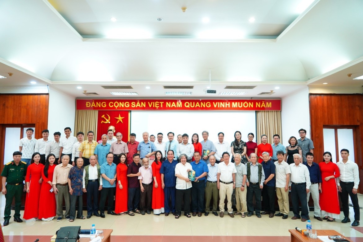 du-an-sach-con-duong-tuong-lai-pld-1750329848.JPG
