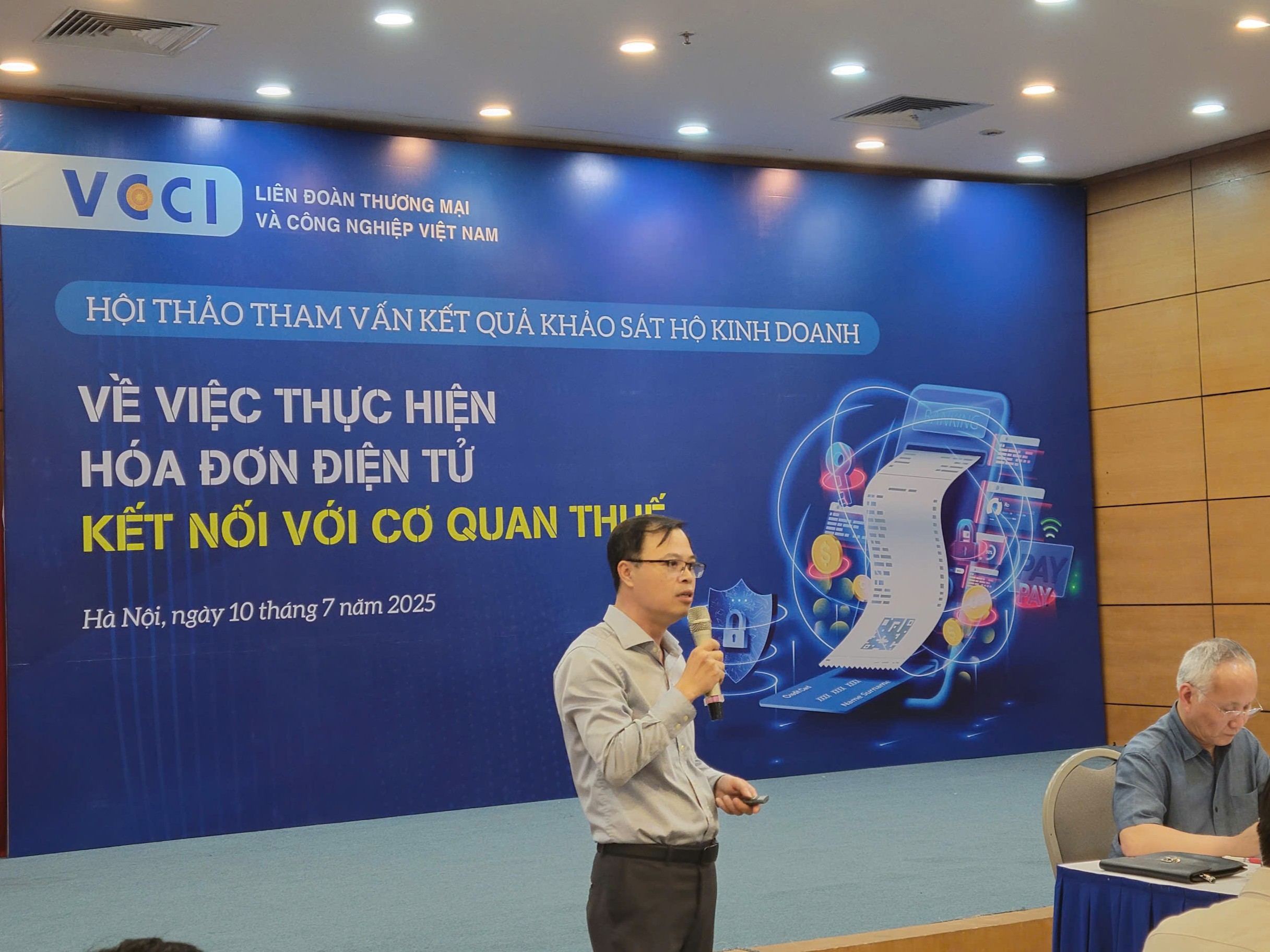 ong-pham-ngoc-thach-pld-1752160085.jpg
