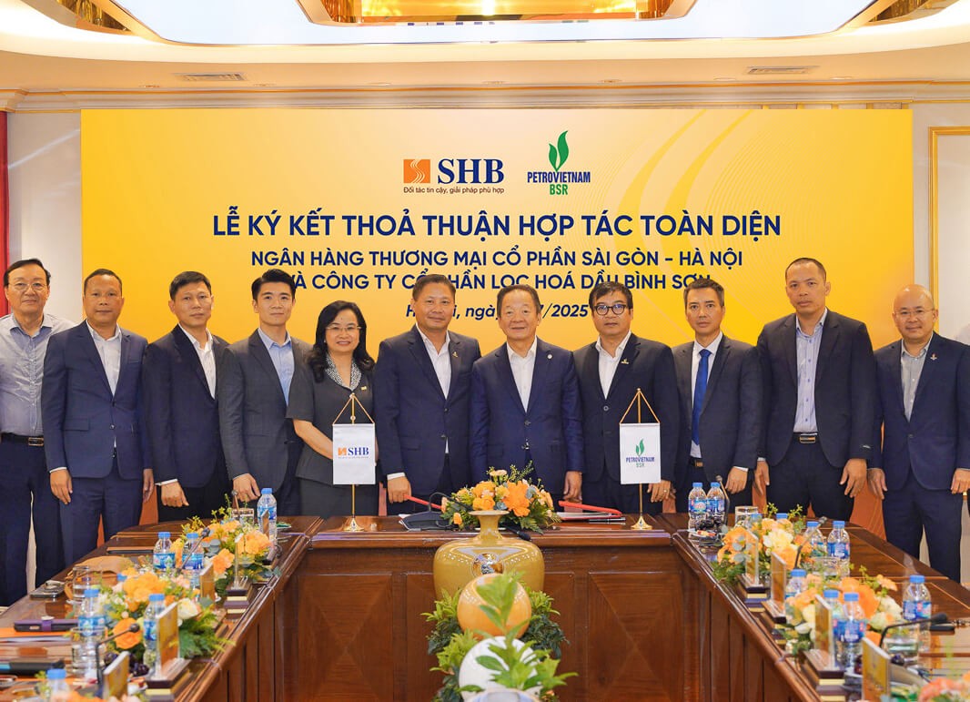 anh-4-anh-ky-ket-1753845902.jpg