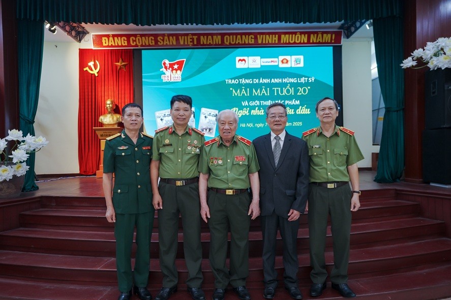 dai-ta-nha-van-dang-vuong-hung-pld-1754559168.jpg