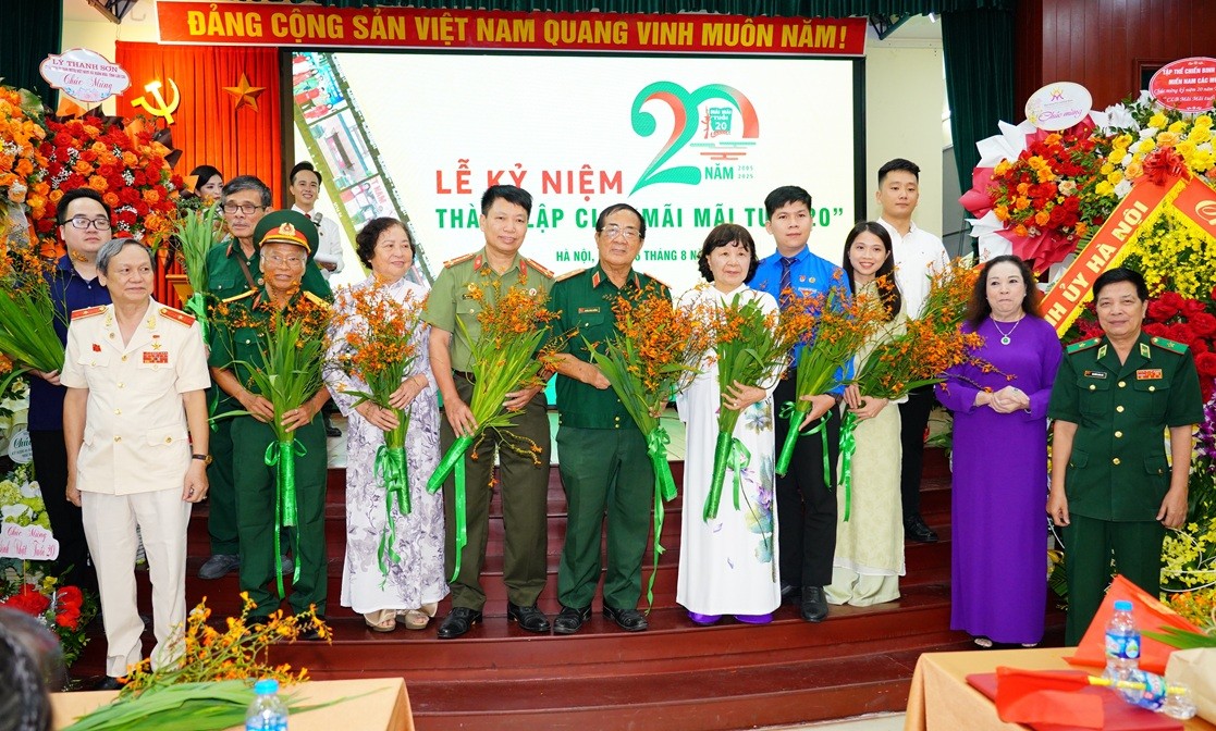 cau-lac-bo-mai-mai-tuoi-20-pld-1755357296.JPG