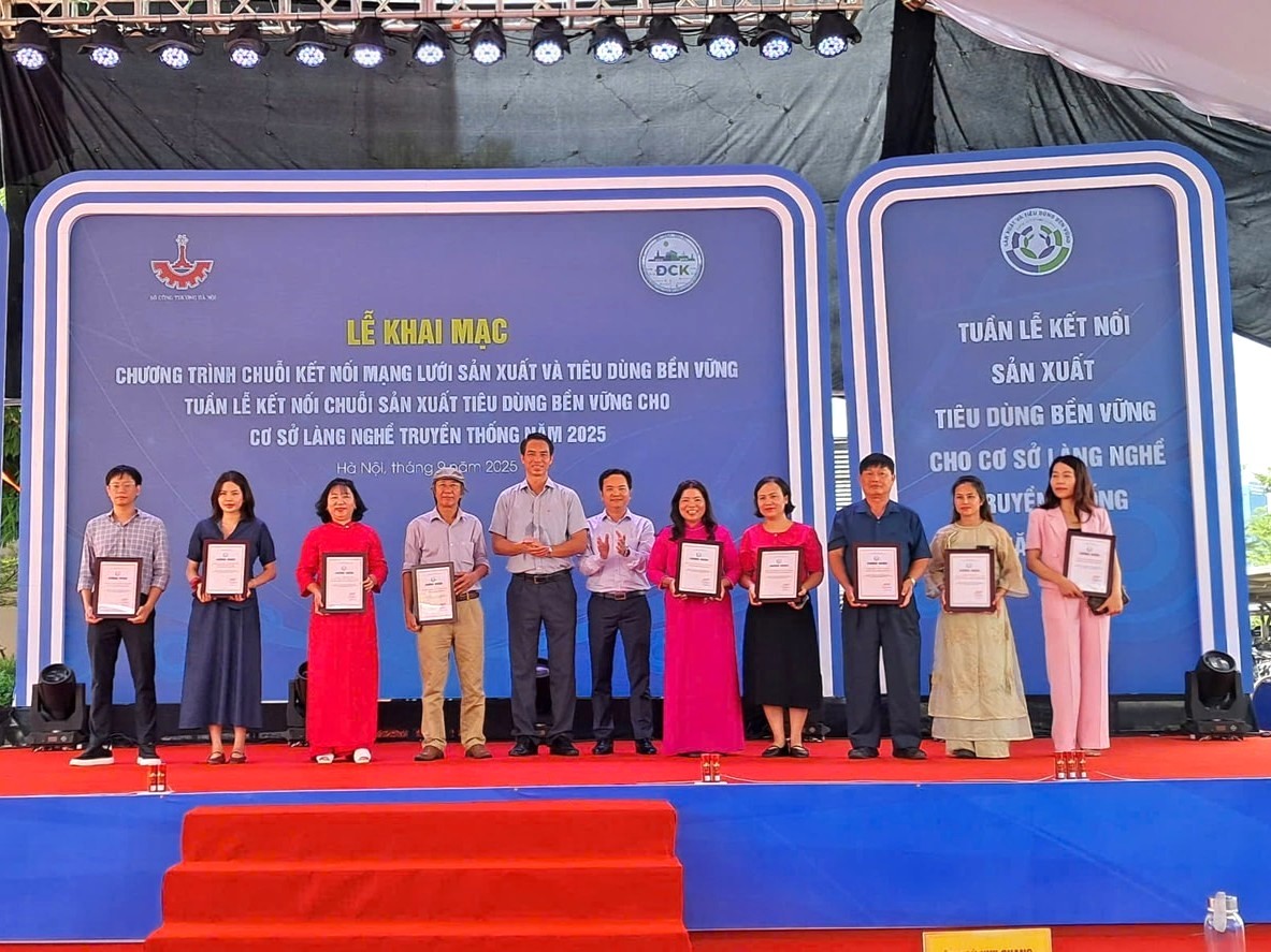 mang-luoi-san-xuat-va-tieu-dung-ben-vung-pld-1757668069.jpg