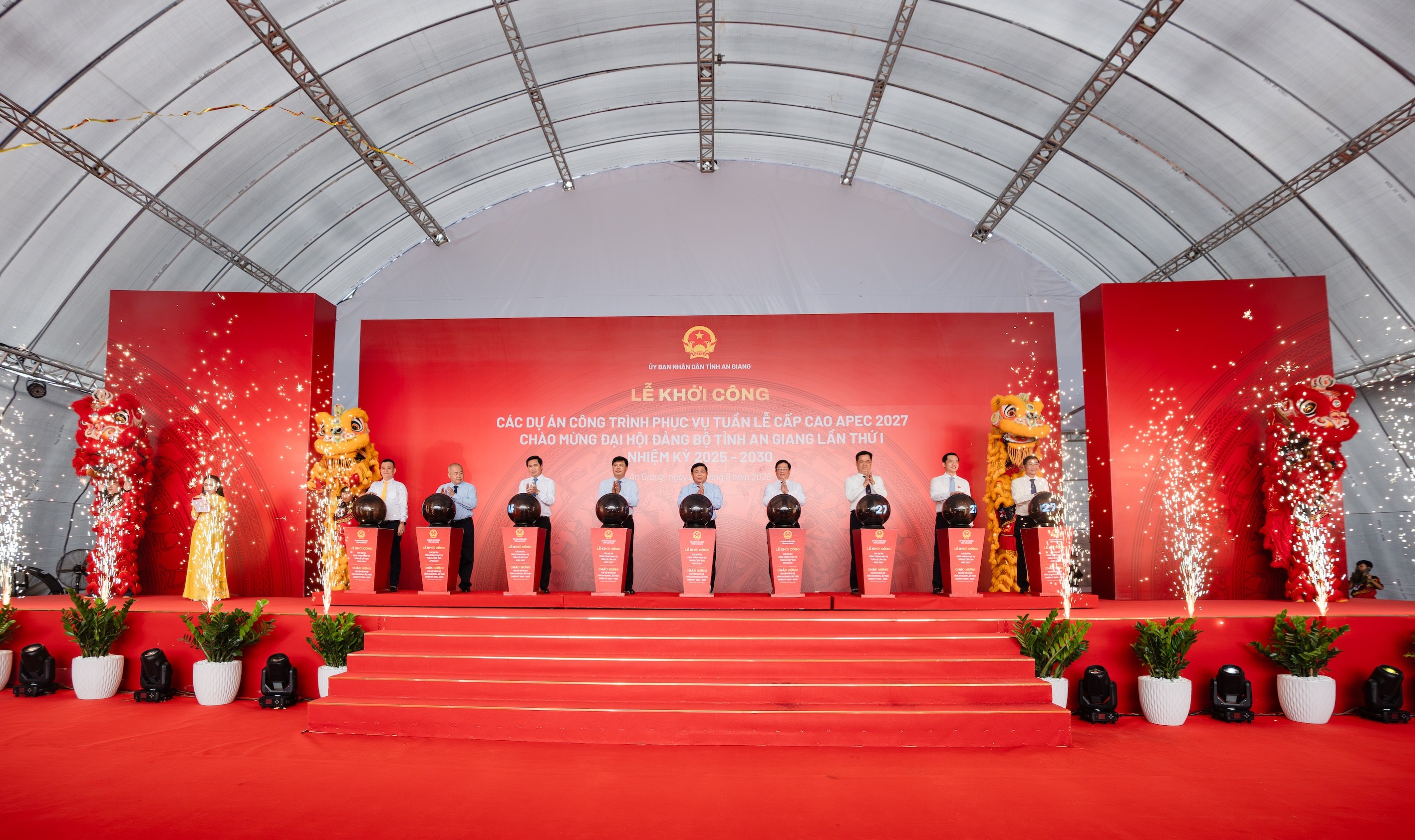 ban-sao-cua-le-khoi-cong-cac-du-an-apec-1758704569.jpg