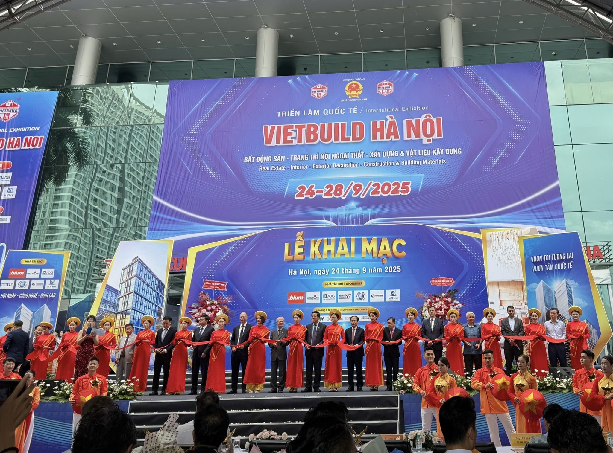 vietbuild-ha-noi-pld-1758705659.jpg
