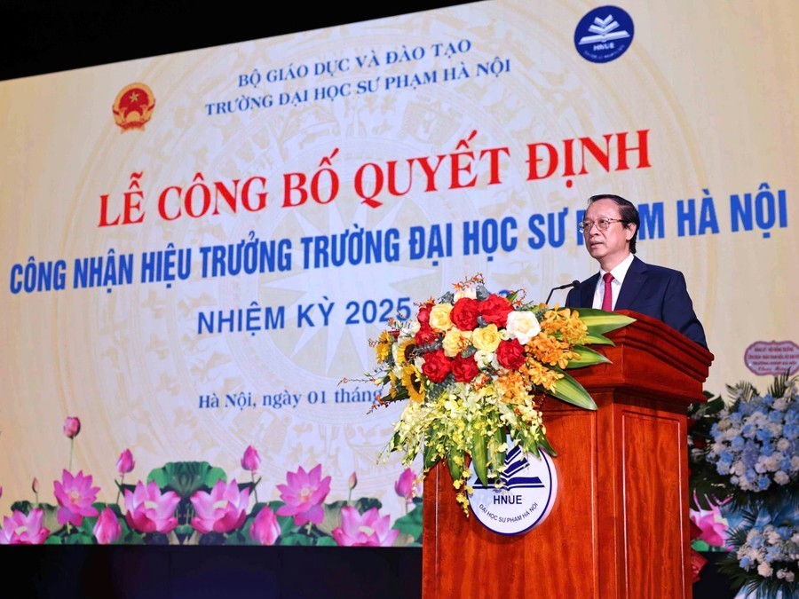 thu-truong-thuong-truc-bo-giao-duc-va-dao-tao-pham-ngoc-thuong-pld-1759306094.jpg