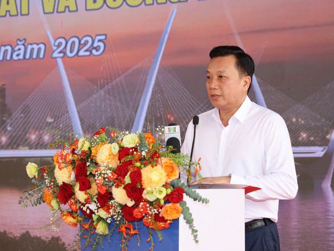 ong-cao-dang-hoat-pld-1759921001.jpg