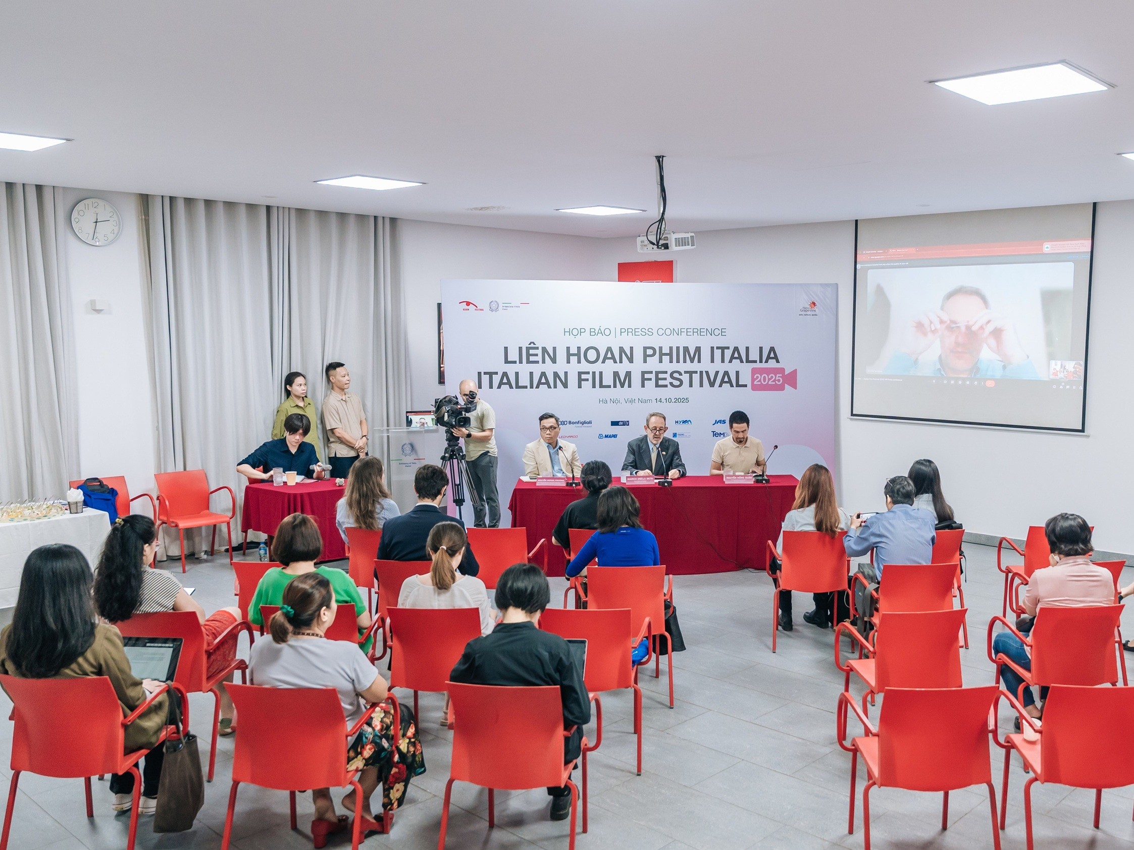 dien-anh-italia-pld-1760452425.jpg