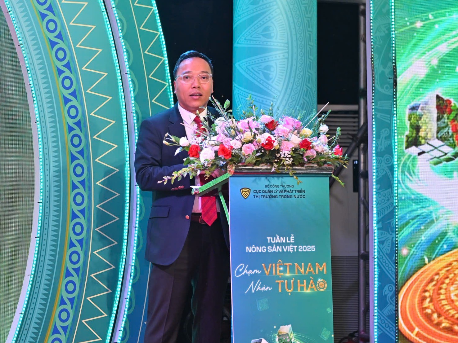 thu-truong-bo-cong-thuong-nguyen-hoang-long-pld-1761306014.jpg