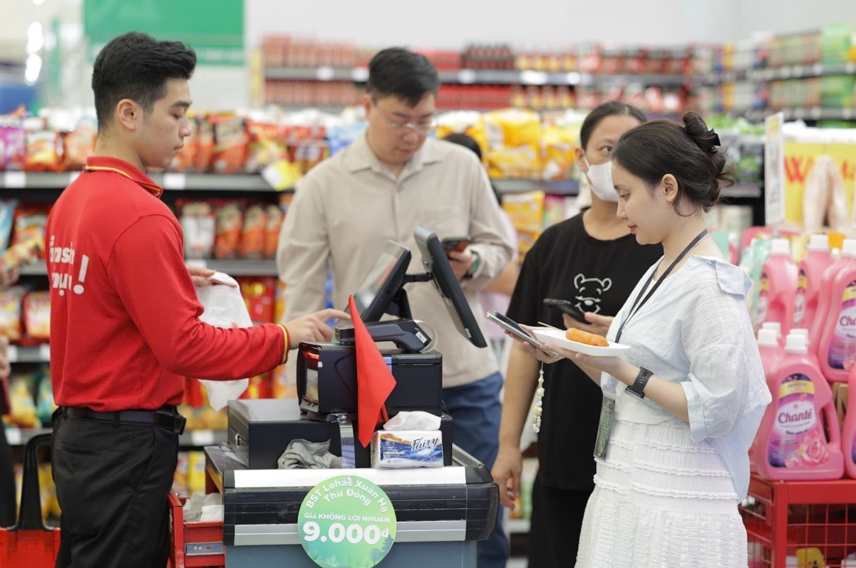 winmart-mang-trai-nghiem-tieu-dung-hien-dai-den-sieu-hoi-cho-6-nhat4-1761453202.jpg