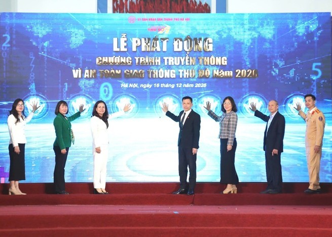 vi-an-toan-giao-thong-thu-do-pld-1765895914.jpg