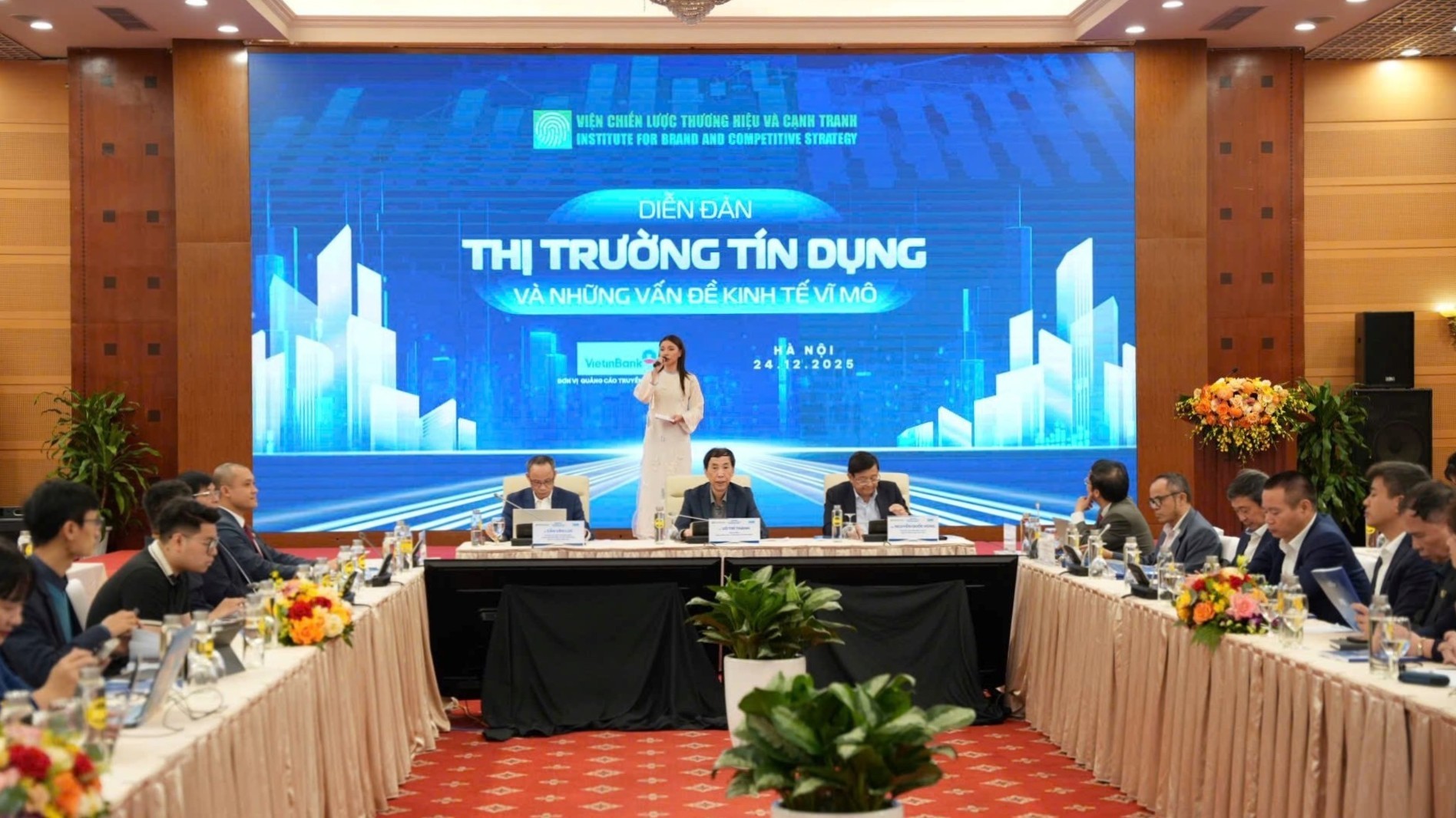 thi-truong-tin-dung-pld-1766588448.jpg