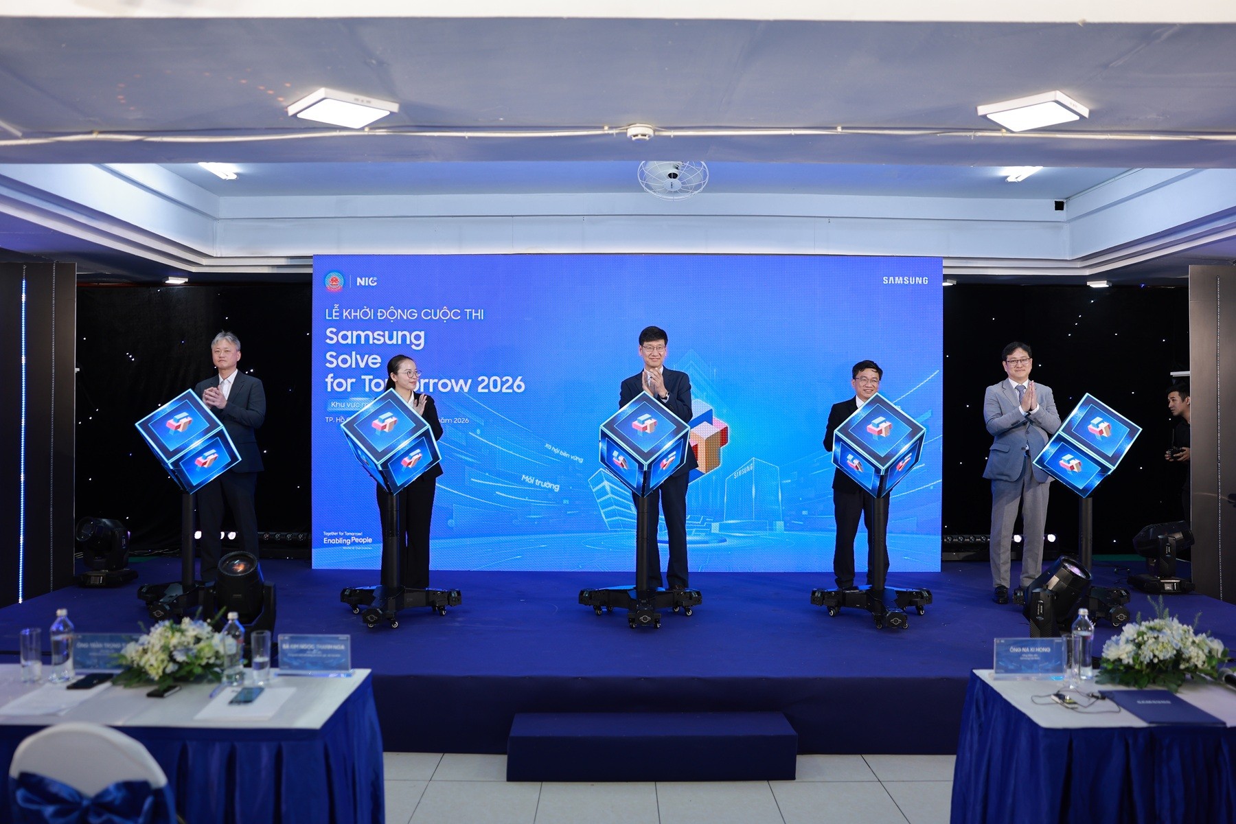 samsung-viet-nam-pld-1779176668.JPG