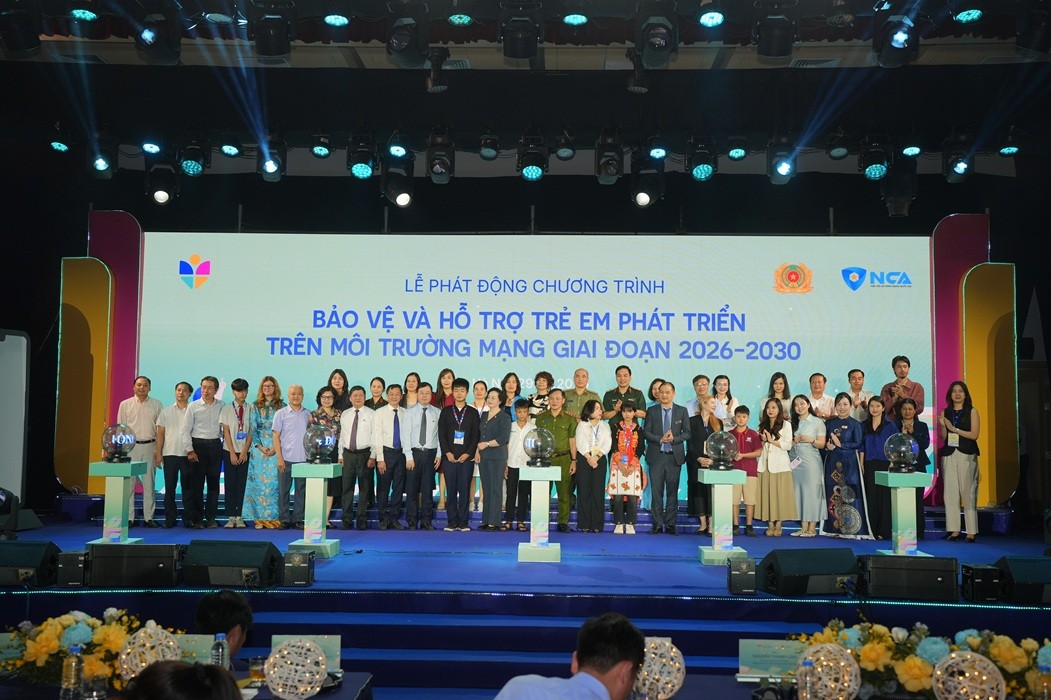 bao-ve-tre-em-pld-1780053554.JPG