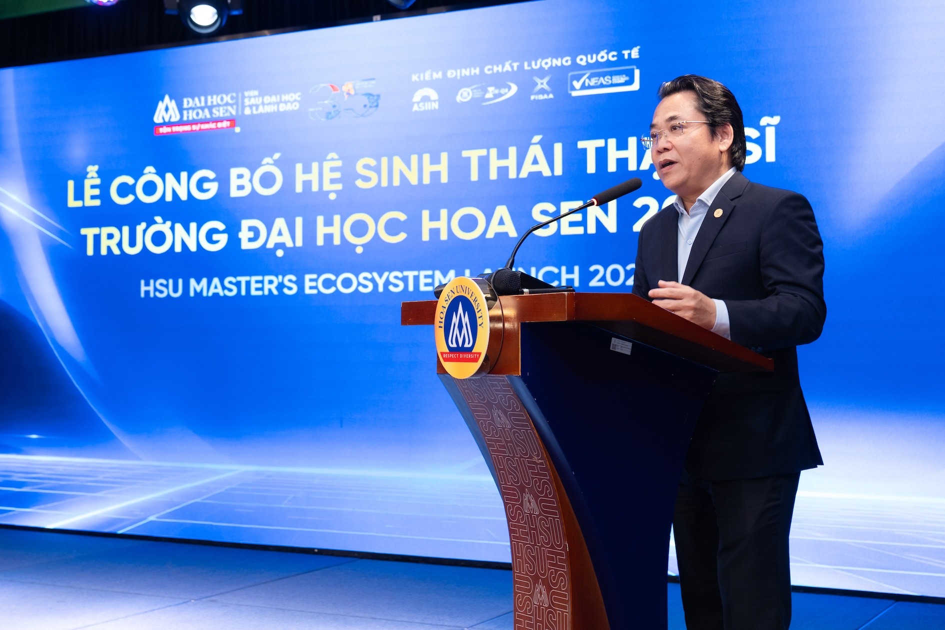pgsts-nguyen-huu-huy-nhut-phat-bieu-ve-dinh-huong-cua-nha-truong-trong-viec-xay-dung-he-sinh-thai-thac-si-1782206636.jpg