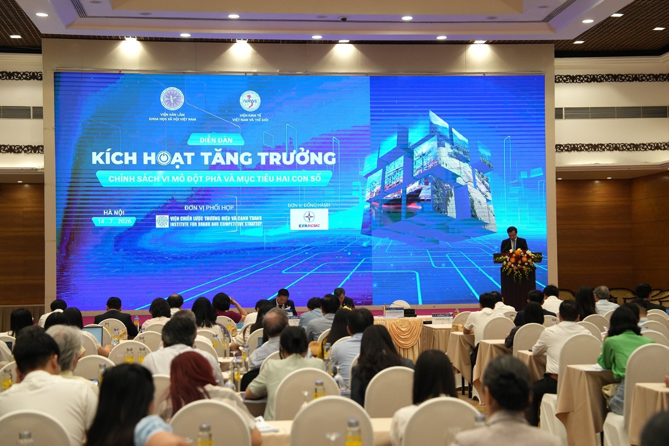 kich-hoat-tang-truong-pld-1784023190.JPG