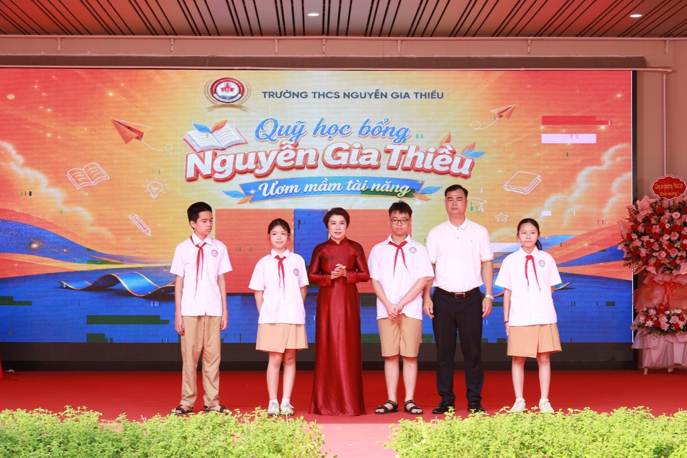 quy-hoc-bong-nguyen-gia-thieu-1787034766.JPG