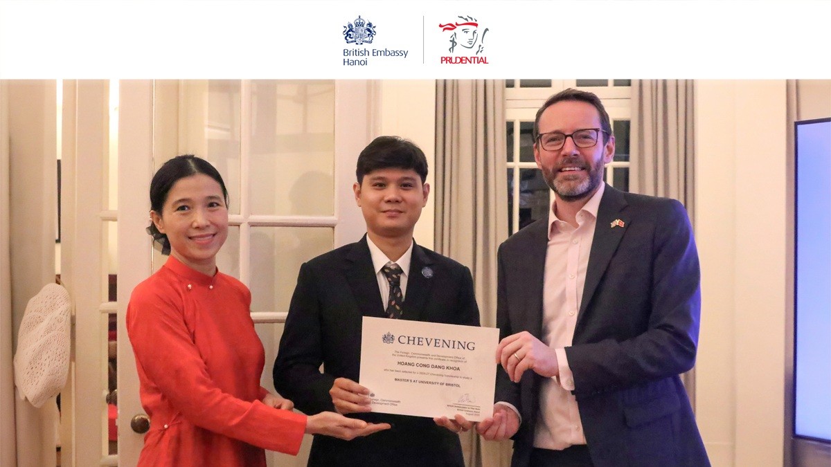 hoc-bong-chevening-1787646164.jpg