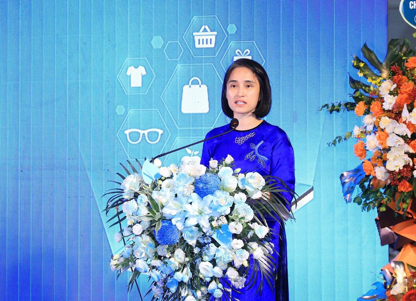 ba-nguyen-hong-trang-1787930690.jpg
