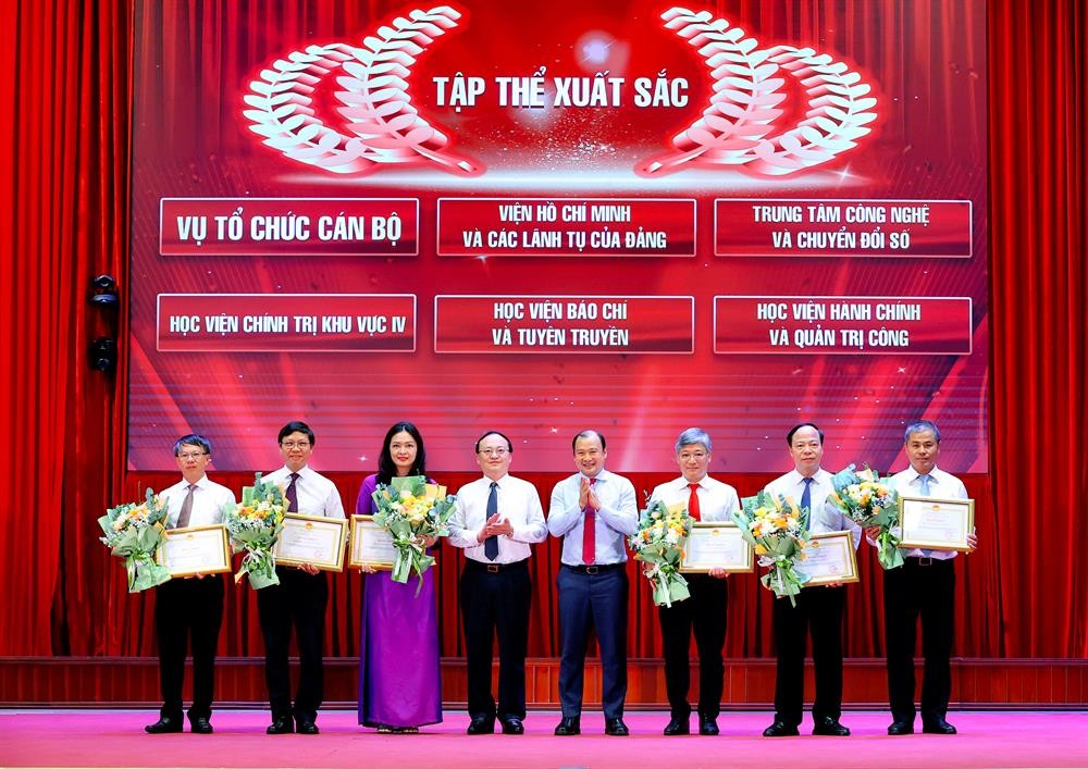hoc-vien-ho-chi-minh-1788874496.png