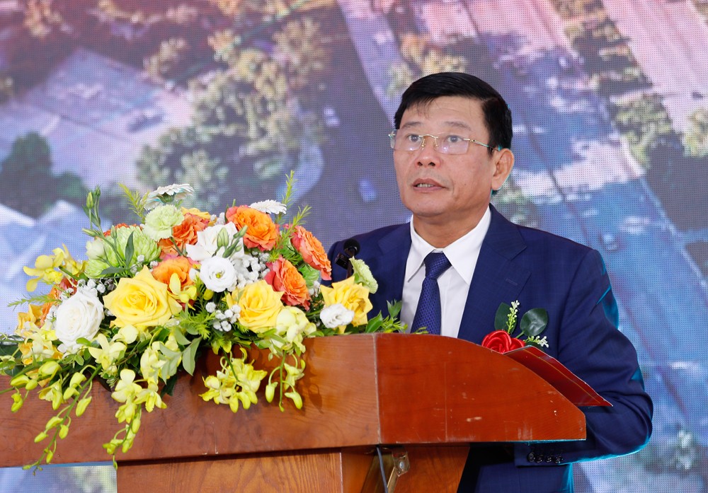 ong-ngo-tan-phuong-1789546044.jpg
